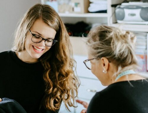 Kvalitní kousky se dají pořídit i ve fast fashion. České návrhářky radí, podle čeho je poznat